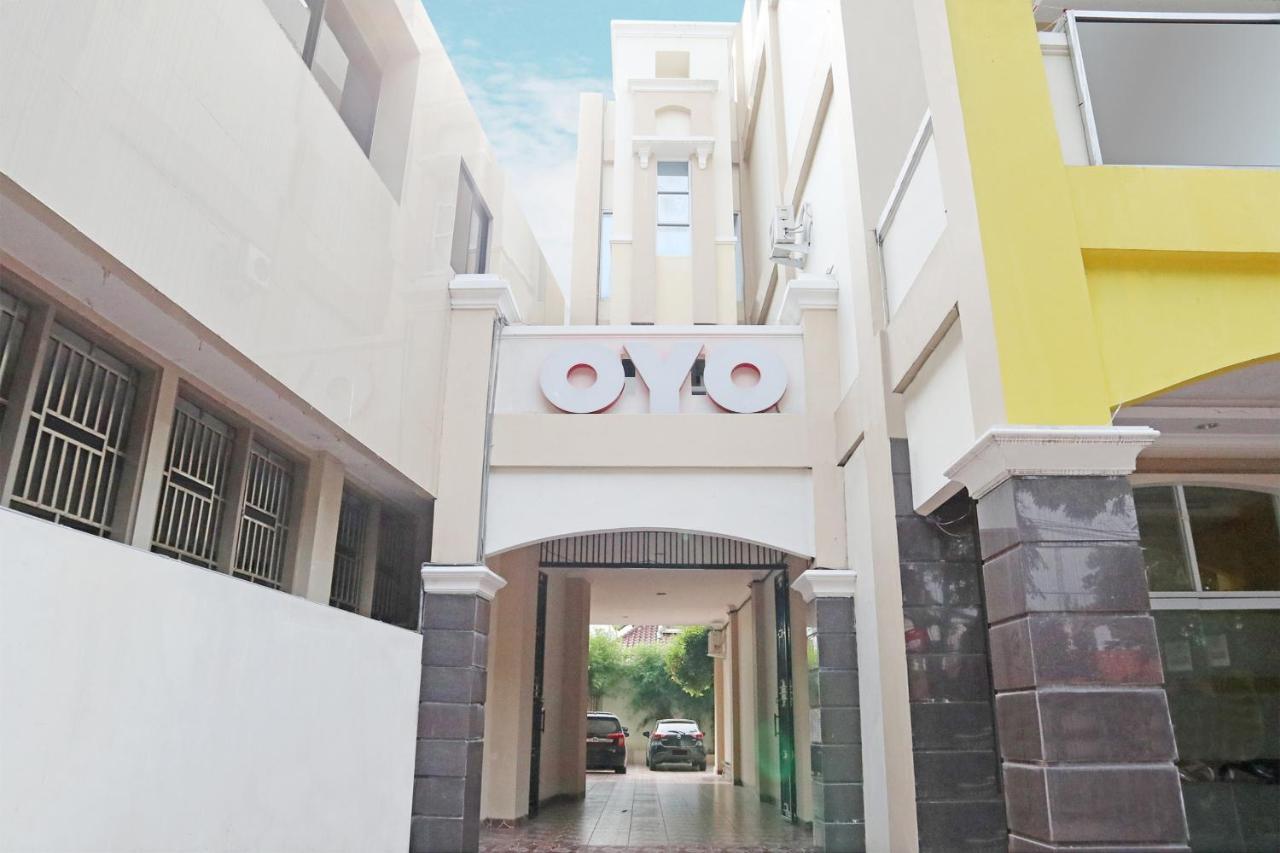 Hotel Oyo 1649 Grya Lavinsa Padang  Zewnętrze zdjęcie