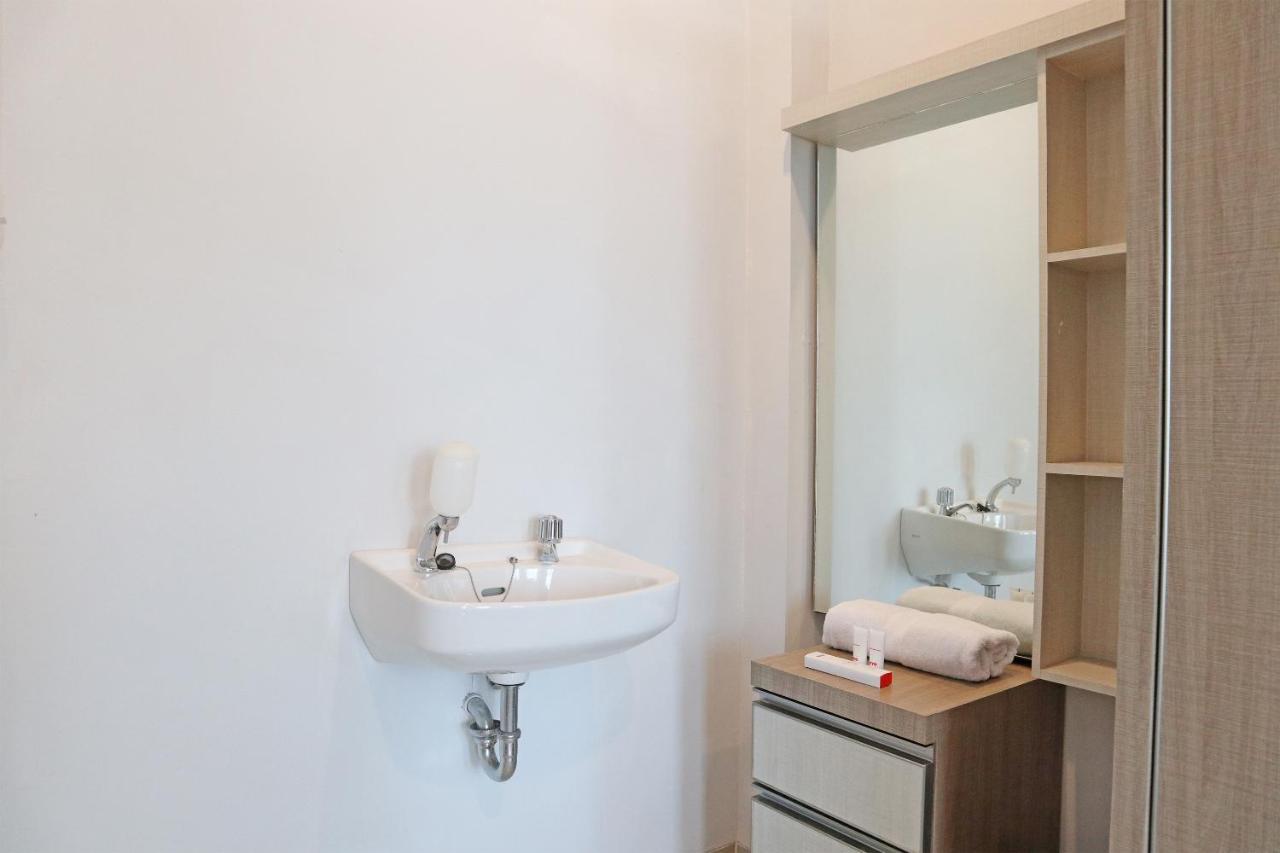 Hotel Oyo 1649 Grya Lavinsa Padang  Zewnętrze zdjęcie